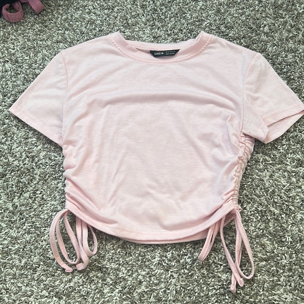 Shein pink T-shirt size XS